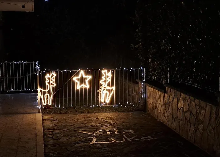 Luka 2 Konukevi Portorož